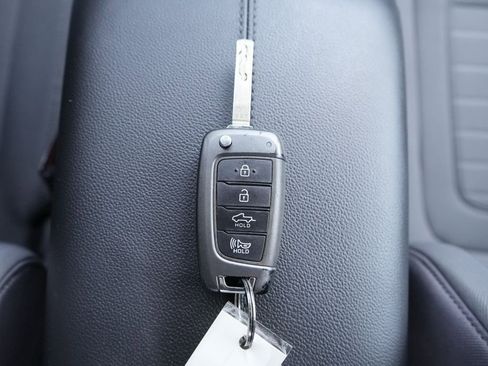 Certified 2023 Hyundai Santa Cruz SE AWD/4WD image 34