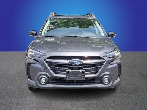 Certified 2025 Subaru Outback Premium AWD/4WD image 2