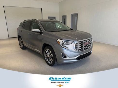 Used 2018 GMC Terrain Denali w/ Advanced Safety Package AWD/4WD image 1