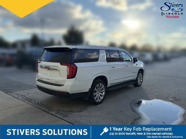 Used 2021 GMC Yukon XL SLT w/ SLT Premium Package AWD/4WD image 6