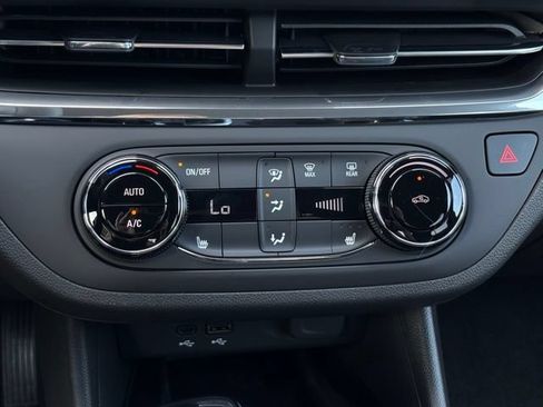 New 2026 Buick Envista Sport Touring w/ Convenience I Package FWD image 26