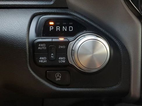Used 2024 RAM 1500 Laramie AWD/4WD image 33