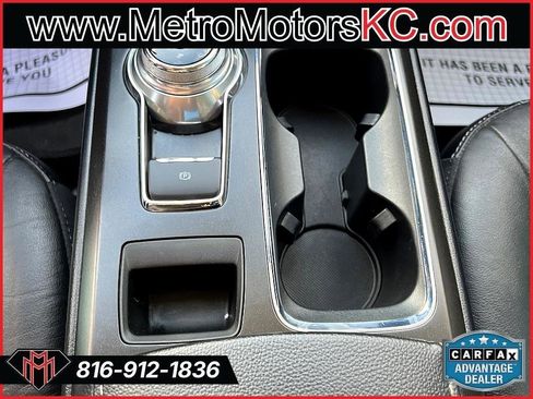 Used 2018 Ford Fusion SE w/ Fusion SE Technology Package image 30