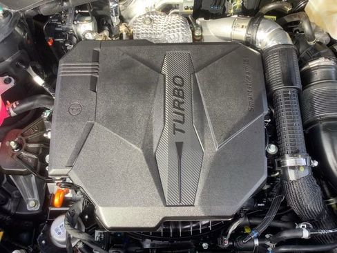 Certified 2025 Hyundai Santa Fe SEL image 9