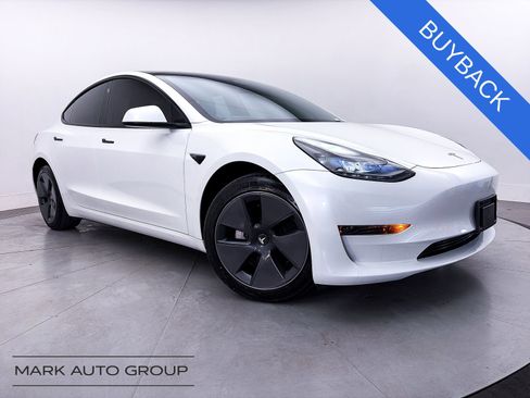 Used 2023 Tesla Model 3 Standard Range RWD image 1