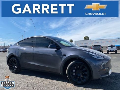 Used 2023 Tesla Model Y Long Range image 1