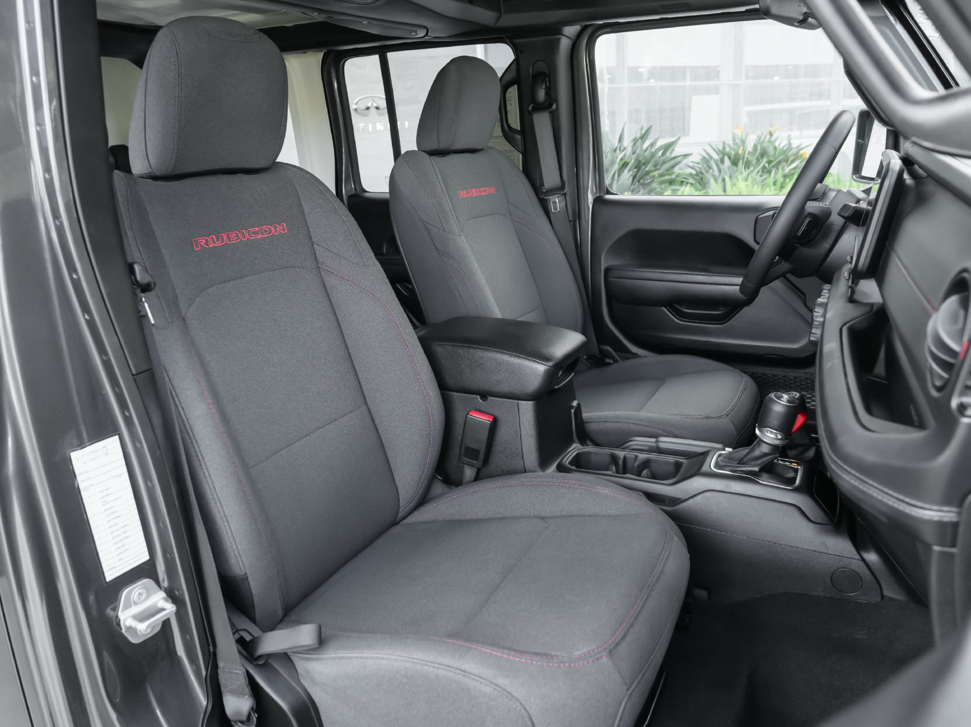 Used 2025 Jeep Wrangler Unlimited Rubicon AWD/4WD image 42