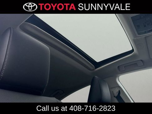 Used 2025 Lexus ES 300h w/ Premium Package FWD image 21