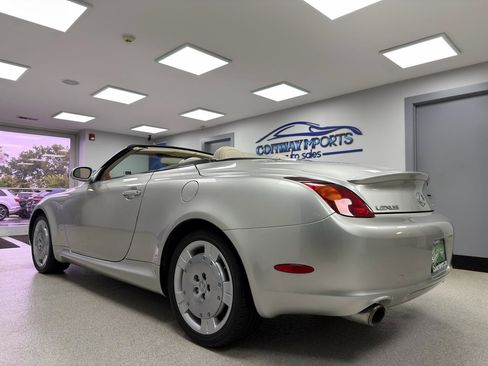 Used 2003 Lexus SC 430 Convertible RWD image 10
