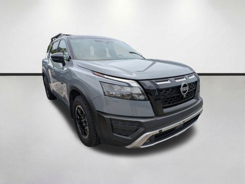 Used 2024 Nissan Pathfinder Rock Creek AWD/4WD image 2