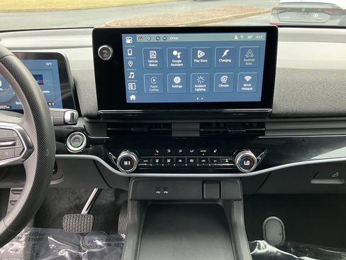 Used 2024 Honda Prologue EX image 25