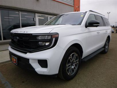 Used 2025 Ford Expedition Active