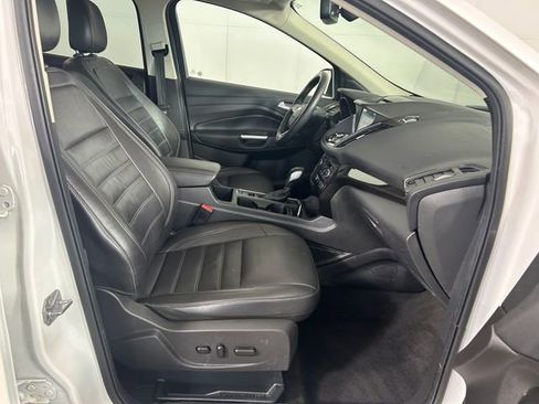 Used 2018 Ford Escape Titanium image 29