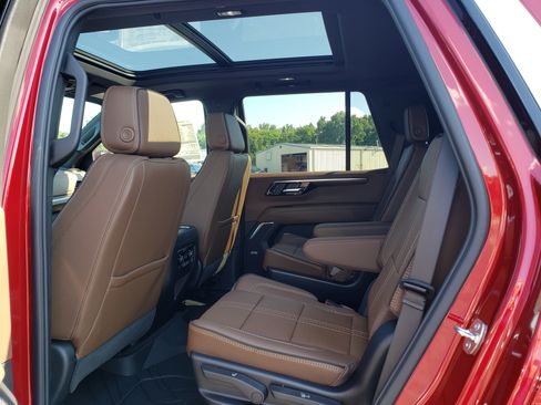 New 2026 Chevrolet Tahoe High Country w/ Sun And Tow Package RWD image 32
