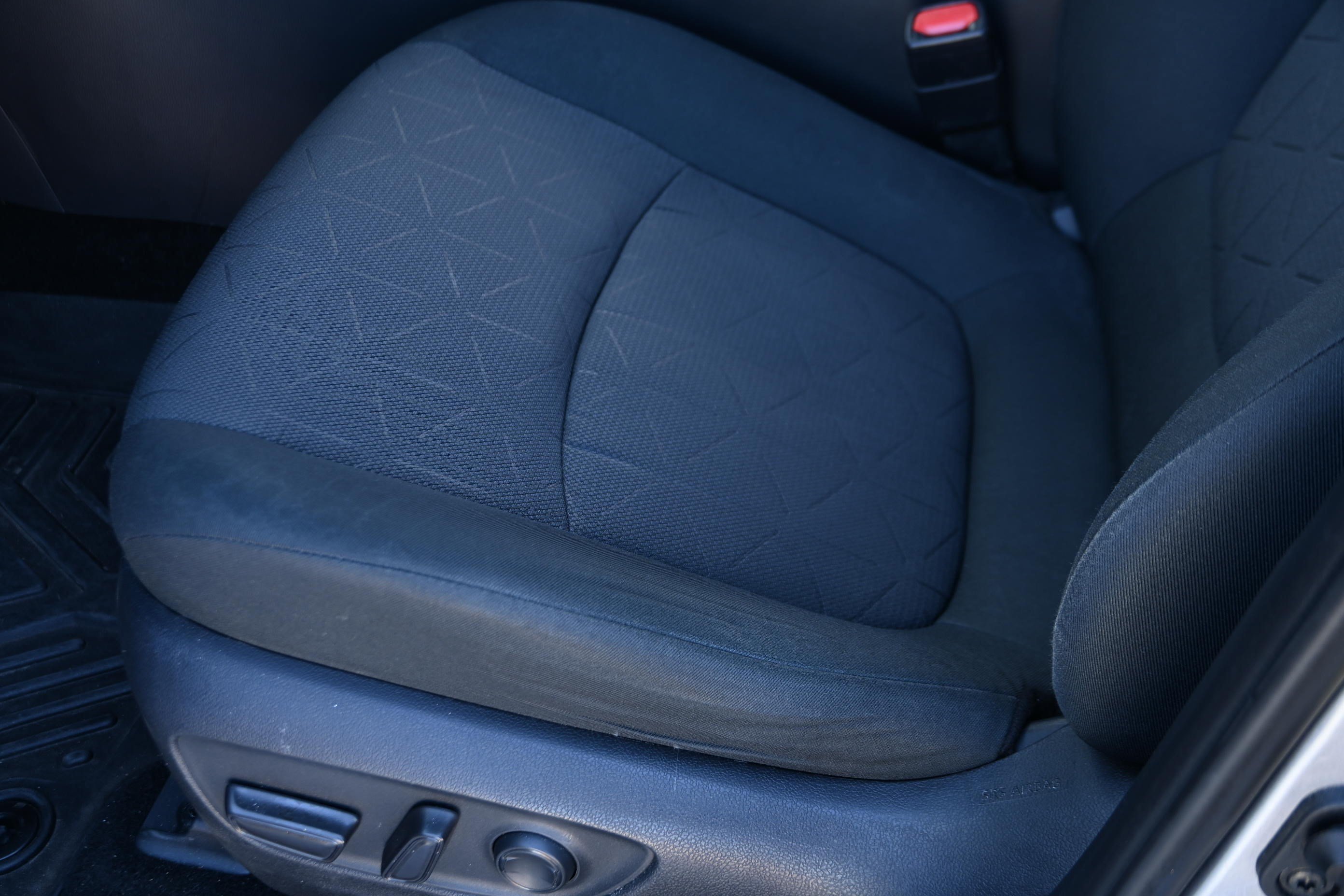 Used 2019 Toyota RAV4 XLE w/ Convenience Package AWD/4WD image 29