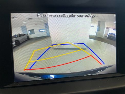 Used 2020 Hyundai Elantra SEL image 33