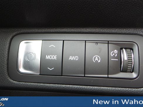 New 2026 Chevrolet Traverse LT image 13