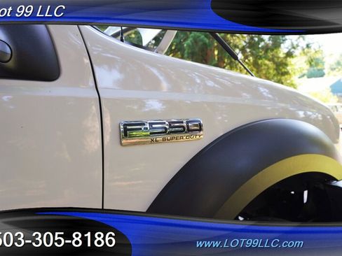 Used 2007 Ford F550 4x4 Crew Cab Super Duty image 32