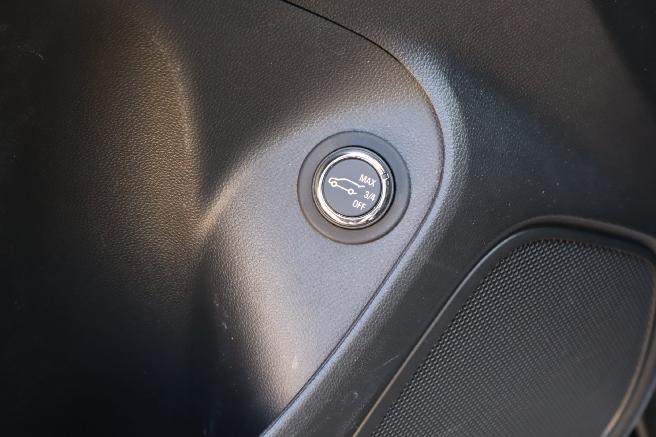 Used 2024 Buick Encore GX Sport Touring w/ Comfort Package FWD image 21