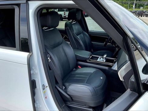 Used 2023 Land Rover Range Rover SE AWD/4WD image 16
