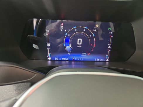 Used 2023 Chevrolet Colorado LT w/ LT Convenience Package image 18