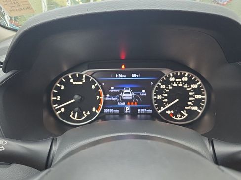 Used 2025 Nissan Altima 2.5 SV FWD image 16