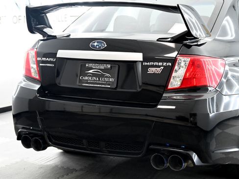 Used 2011 Subaru Impreza WRX STI image 15