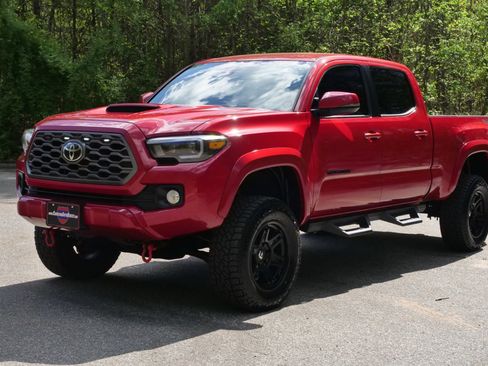 Used 2023 Toyota Tacoma TRD Sport AWD/4WD image 6