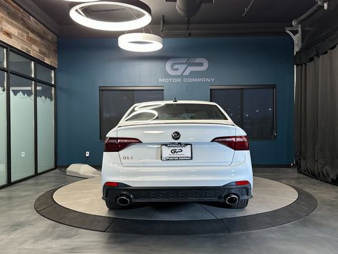 Used 2024 Volkswagen Jetta GLI 40th Anniversary Edition image 4