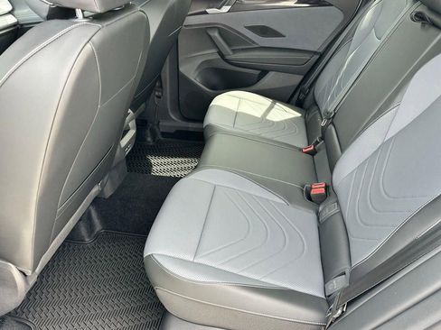 New 2026 Volkswagen Tiguan SE R-Line FWD image 7