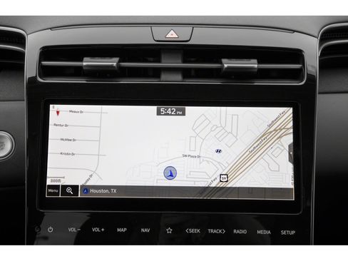 Certified 2024 Hyundai Tucson Limited FWD image 14