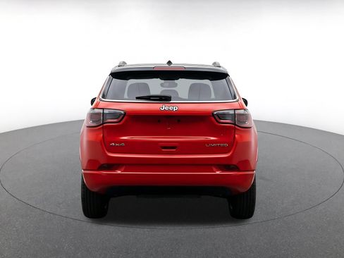 Used 2025 Jeep Compass Limited AWD/4WD image 8