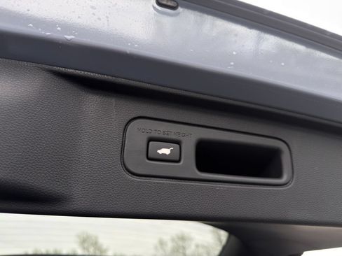 Used 2026 Honda Pilot Elite image 22