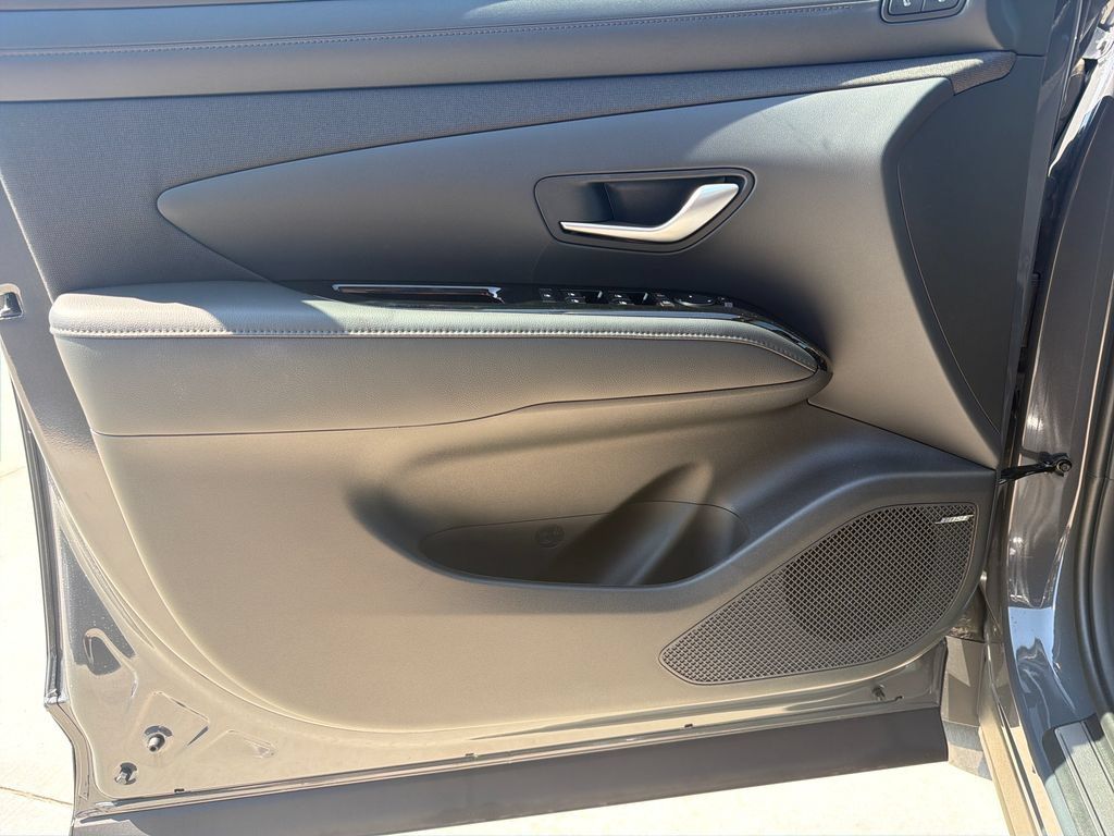 New 2026 Hyundai Tucson Limited AWD/4WD image 17