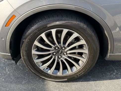 Used 2022 Lincoln Aviator Reserve RWD image 23
