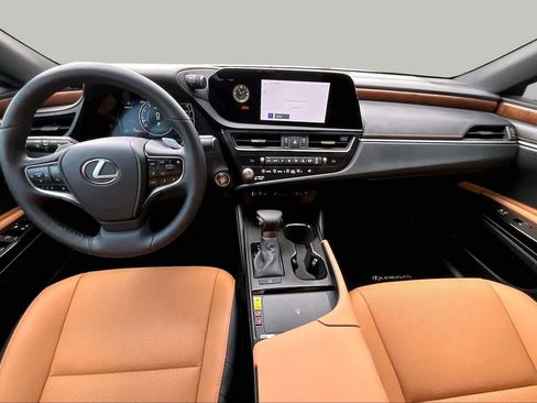 Used 2025 Lexus ES 350 w/ Premium Package FWD image 16