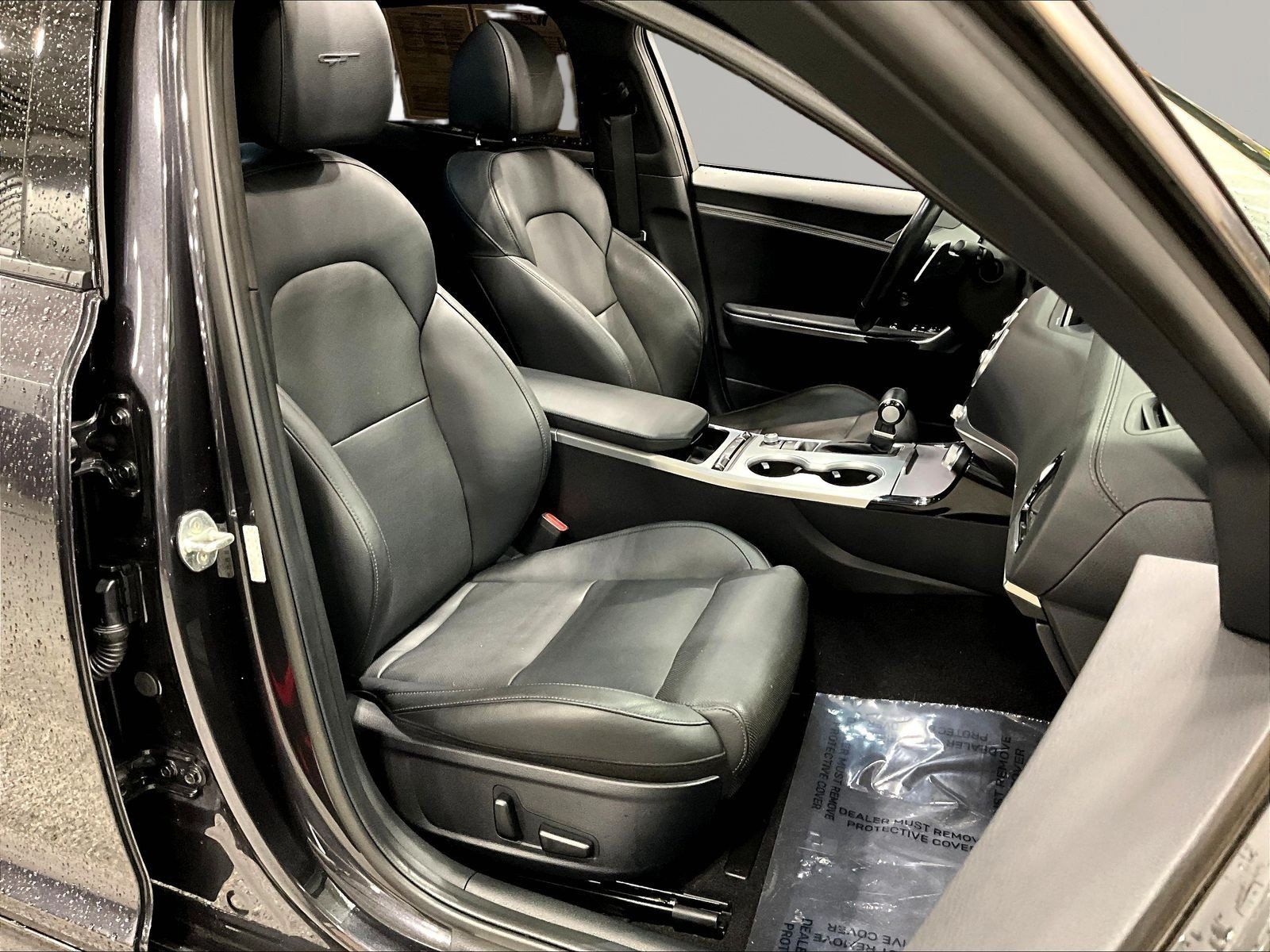 Used 2018 Kia Stinger GT1 AWD/4WD image 29