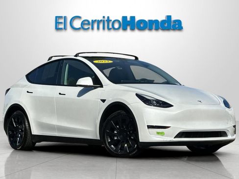 Used 2023 Tesla Model Y Long Range AWD/4WD image 1