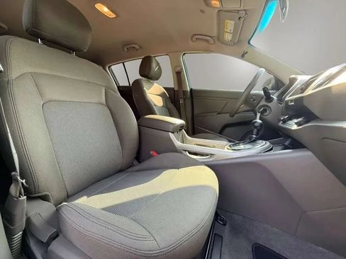 Used 2016 Kia Sportage LX FWD image 15