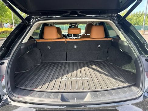 Used 2021 Lexus UX 250h w/ Premium Package AWD/4WD image 21