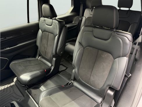 Used 2022 Jeep Grand Cherokee L Laredo AWD/4WD image 24