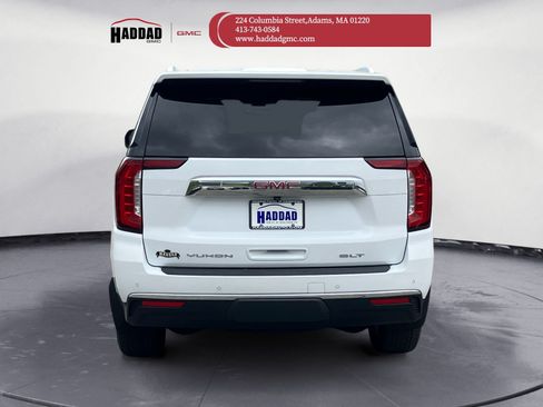 Certified 2022 GMC Yukon SLT w/ SLT Luxury Package AWD/4WD image 5