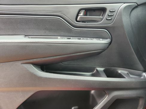 Certified 2025 Honda Odyssey Sport-L image 22