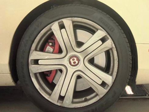 Used 2013 Bentley Continental GT w/ Color Specification Pkg image 17