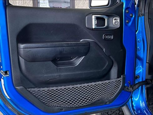 Used 2021 Jeep Wrangler Willys image 18