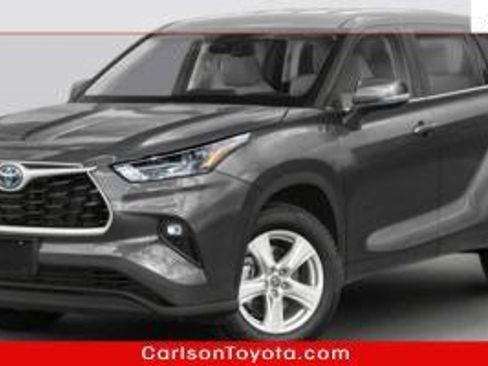 New 2026 Toyota Highlander Platinum AWD/4WD image 1