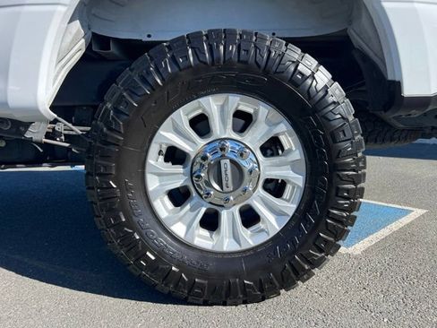Used 2022 Ford F250 XLT w/ XLT Value Package AWD/4WD image 13
