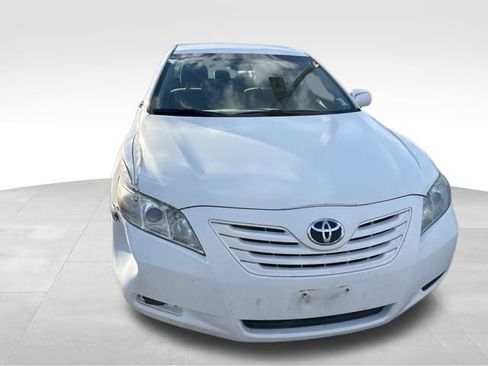 Used 2009 Toyota Camry LE image 4