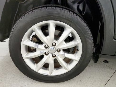 Used 2015 Jeep Cherokee Limited w/ Trailer Tow Group FWD image 77