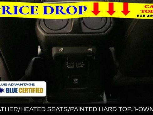 Used 2021 Jeep Wrangler Unlimited Sahara AWD/4WD image 23